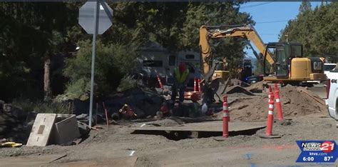 Crews repair gas leak that prompted evacuations, closed streets。